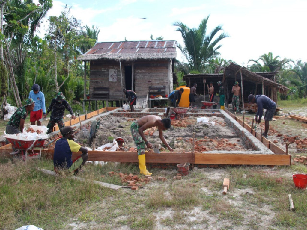Gerak Cepat, Fondasi Bangunan Rumah di Kampung Vier Mulai Dikerjakan 